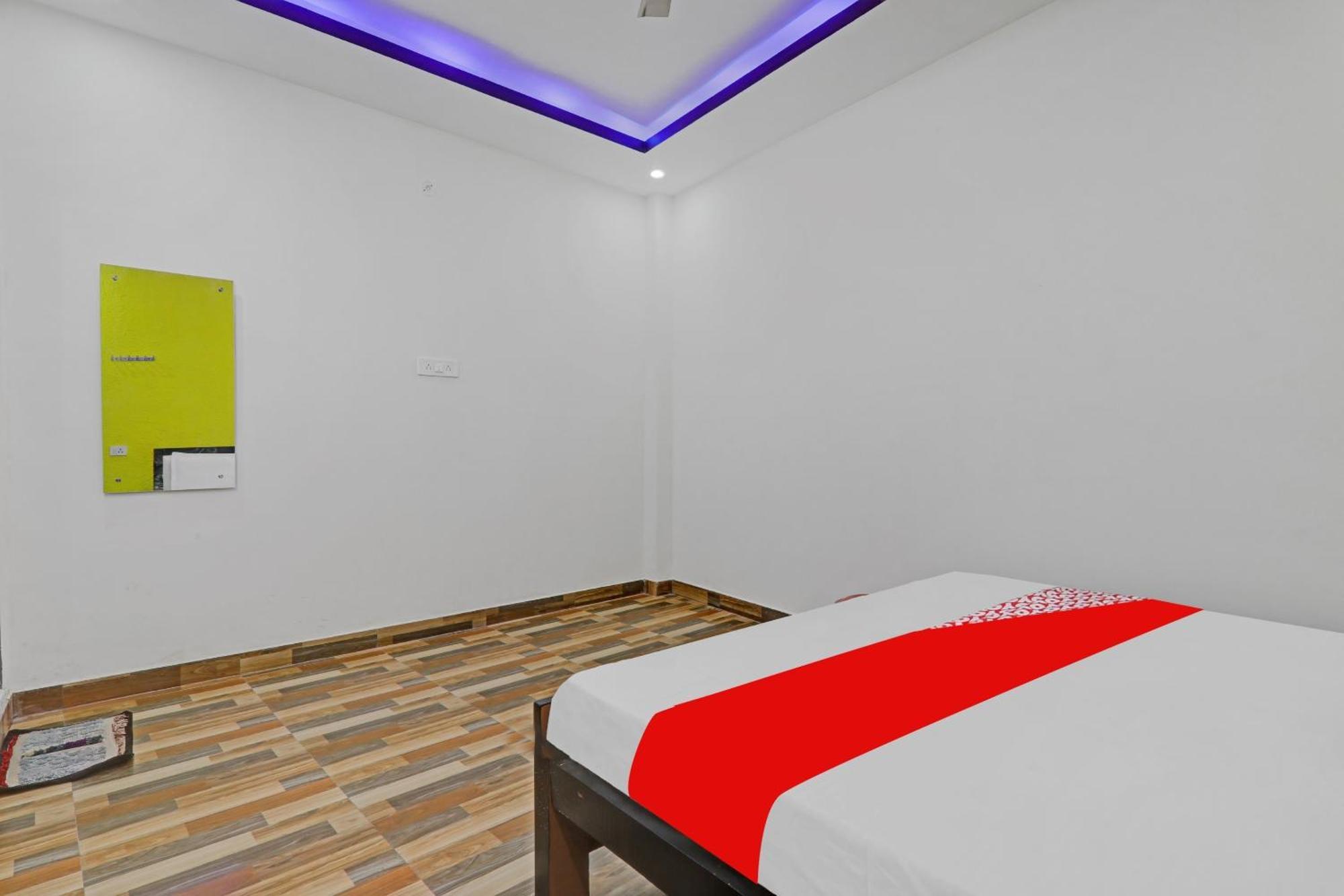 Hotel O R K Hotels Lucknow Extérieur photo